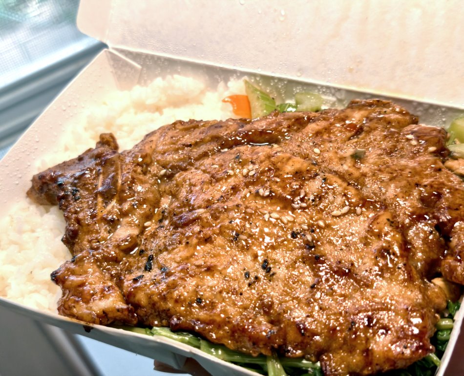 上野烤肉飯 2026超大片烤排骨飯