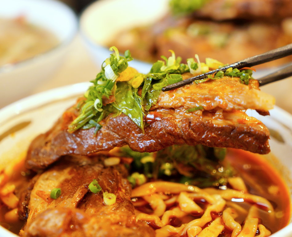 洄味牛肉麵崇德店