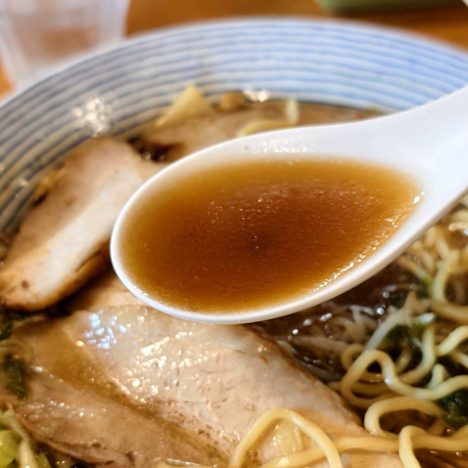牛骨ラーメン富んや