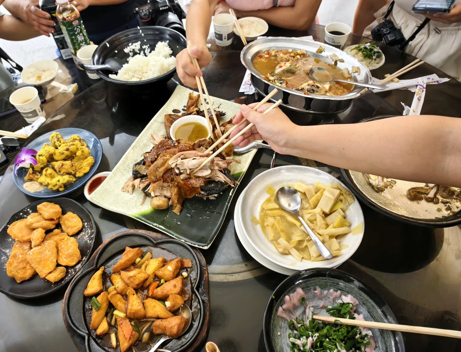 竹香園甕仔雞