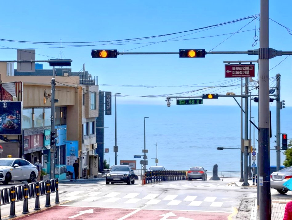 自然島鹽麵包海雲台店排隊人潮