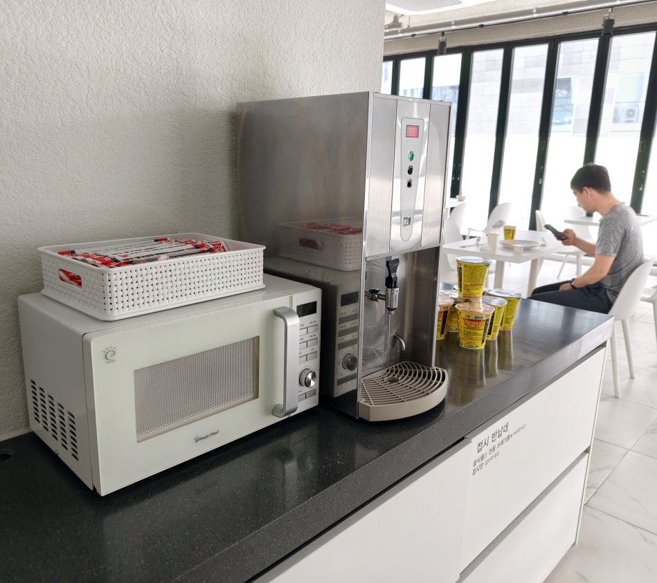 贊姆101飯店Hotel Zam 101