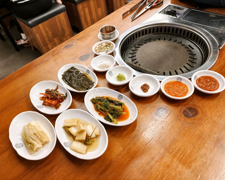 高飯食堂고반식당