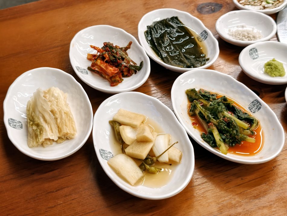 高飯食堂고반식당
