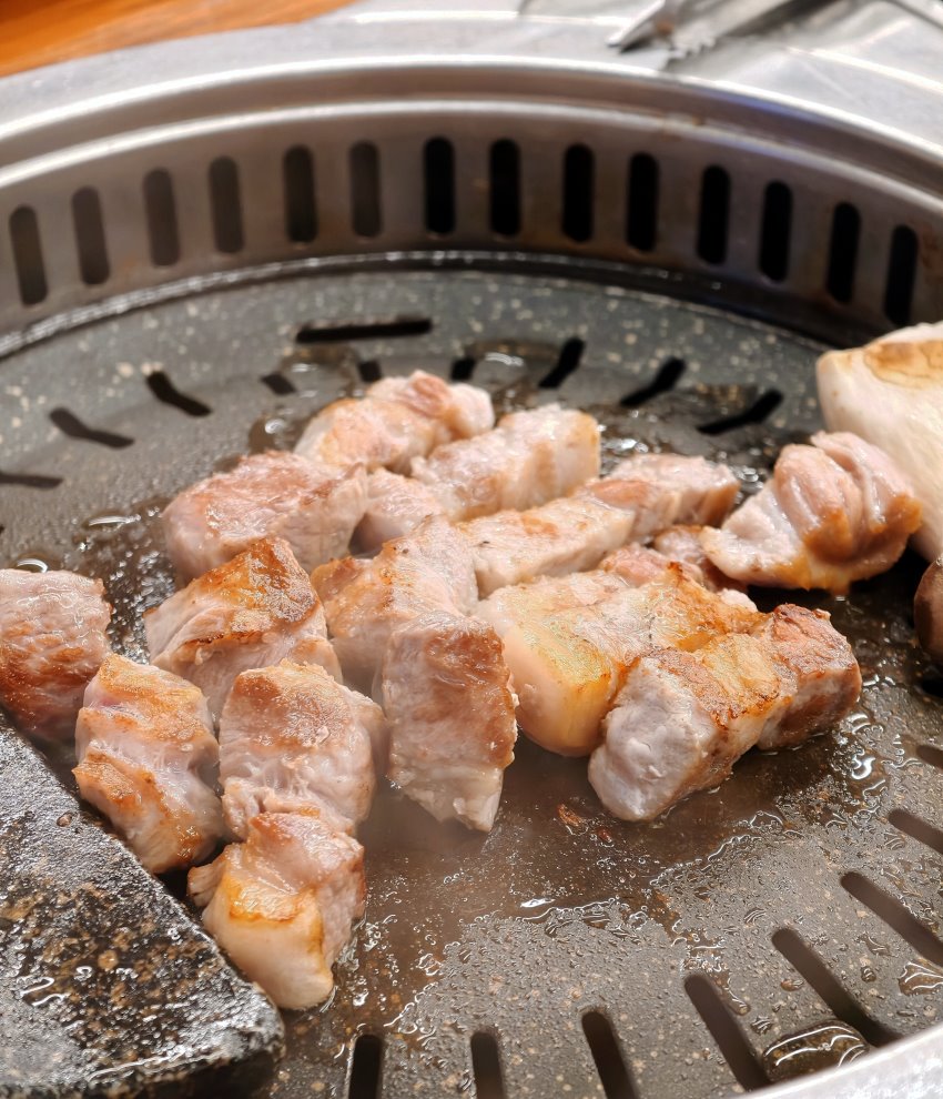 高飯食堂고반식당