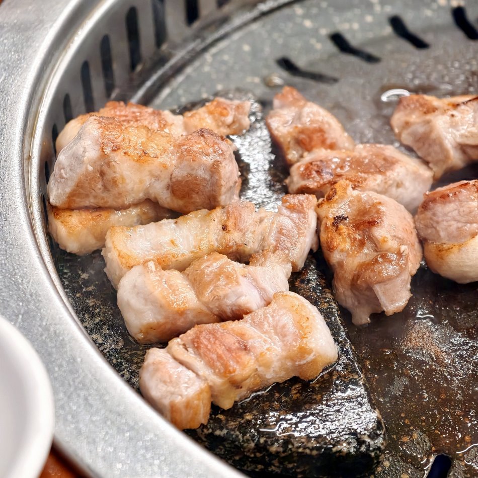 高飯食堂고반식당