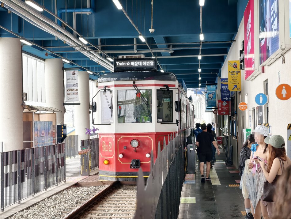 海雲台天空膠囊列車