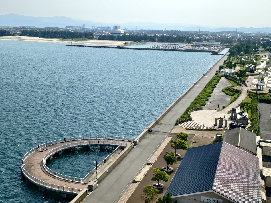 展望台遠眺江島大橋方向景致