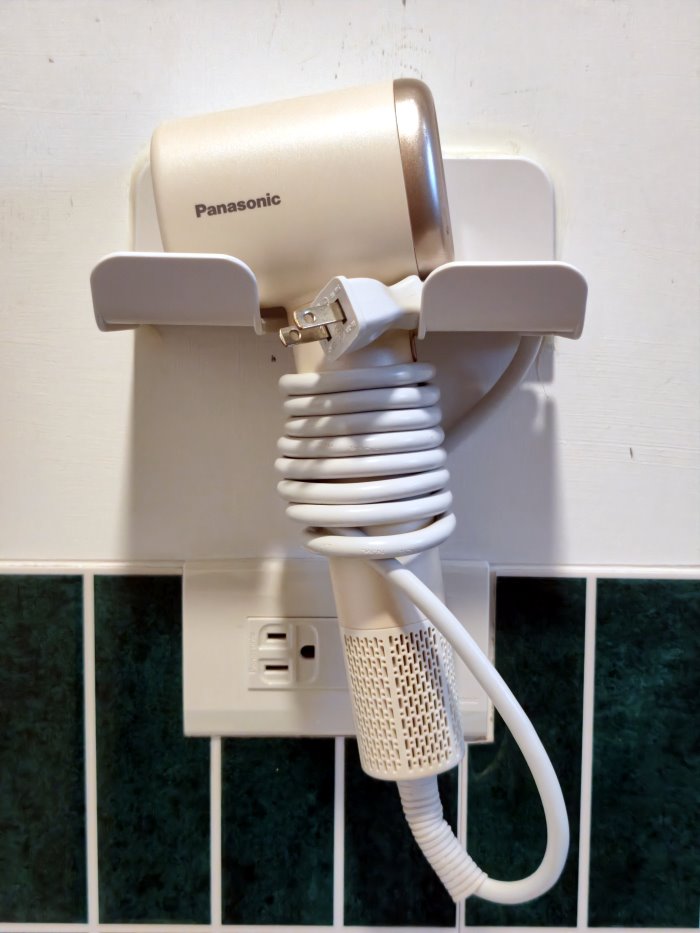 浴室配備 Panasonic 大風量吹風機